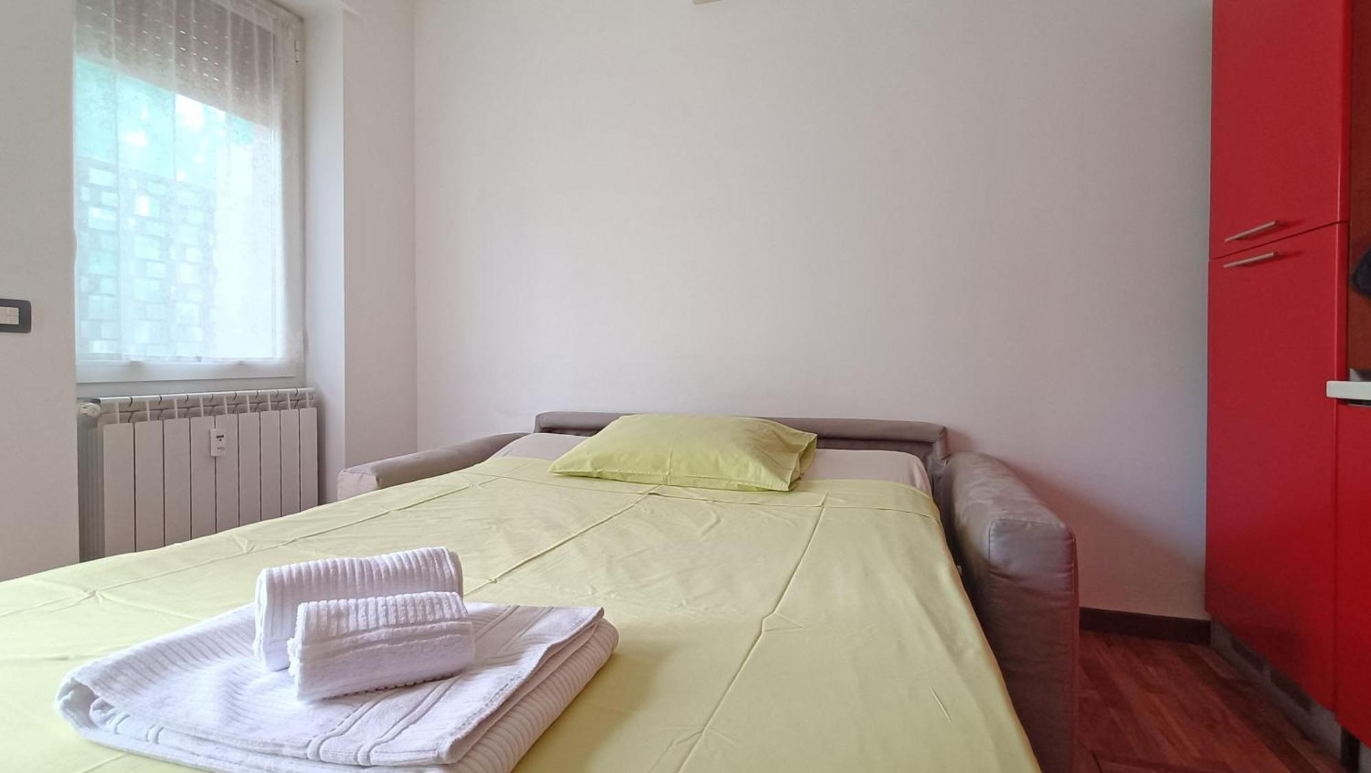 Sahi - Via Dei Ciclamini Mm1 Primaticcio, Stadio San Siro, Ospedale San Carlo Milano Eksteriør billede
