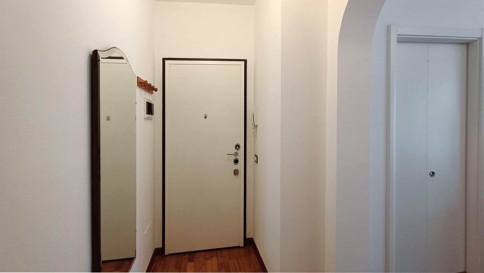 Sahi - Via Dei Ciclamini Mm1 Primaticcio, Stadio San Siro, Ospedale San Carlo Milano Eksteriør billede