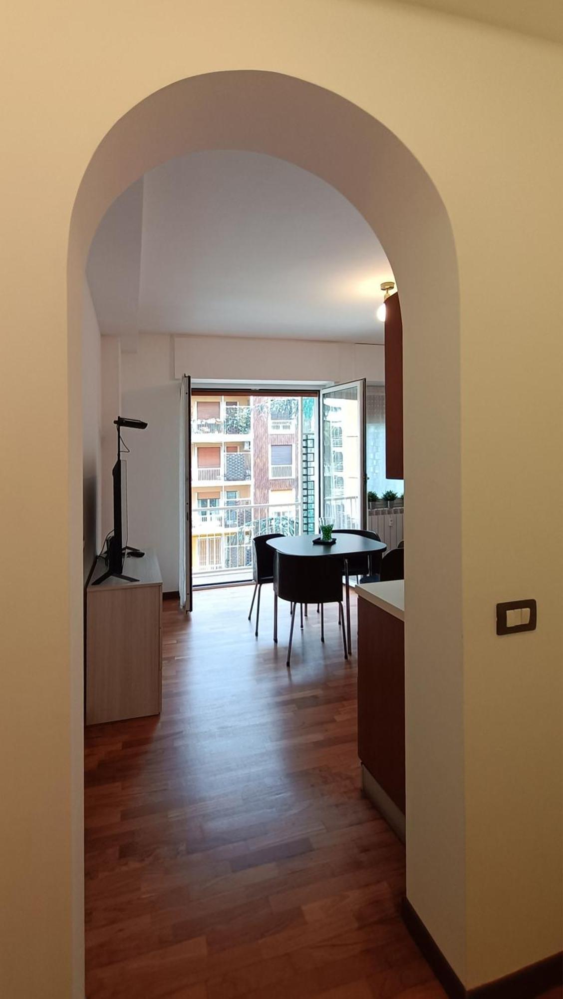 Sahi - Via Dei Ciclamini Mm1 Primaticcio, Stadio San Siro, Ospedale San Carlo Milano Eksteriør billede