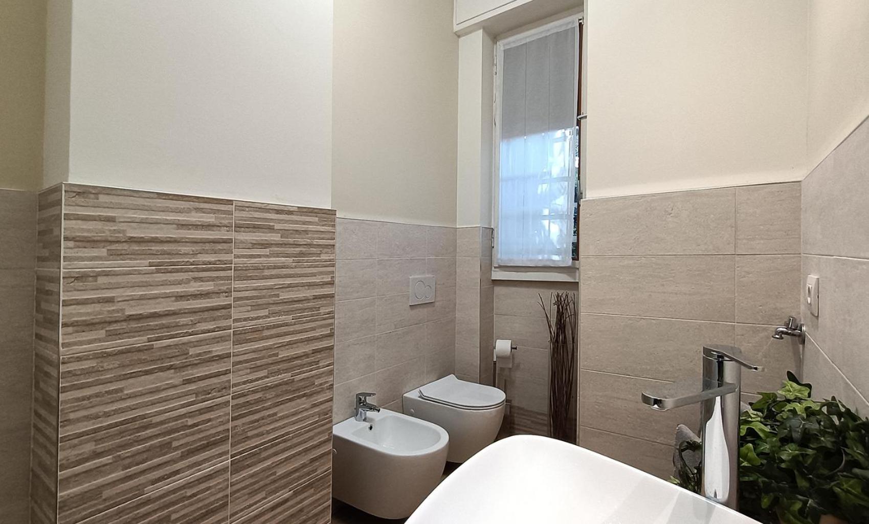 Sahi - Via Dei Ciclamini Mm1 Primaticcio, Stadio San Siro, Ospedale San Carlo Milano Eksteriør billede